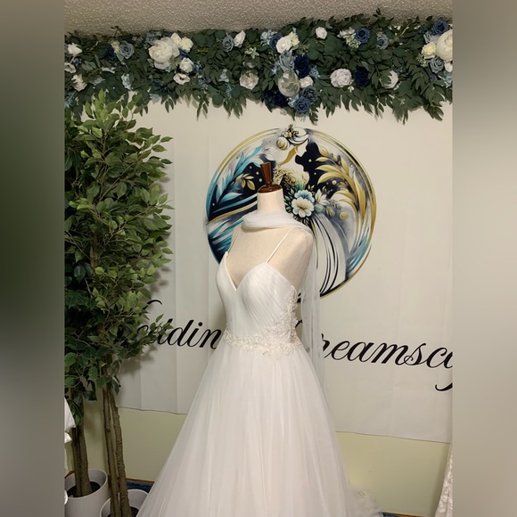 Justin Alexander 44069 Bridal Wedding Dress Gown Size 14 includes Scarf - Picture 10 of 14